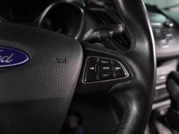 Ford Kuga II Рестайлинг с пробегом 2017 года, цена 1 804 000 рублей, 134691 км, внедорожник, Автокод Объявления
