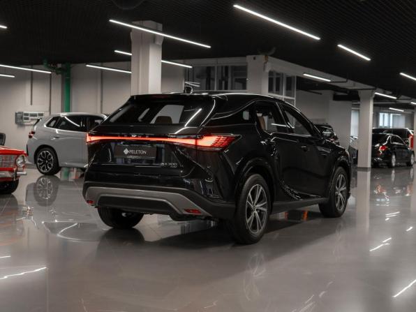 Lexus RX V с пробегом 2026 года, цена 8 350 000 рублей, 220 км, внедорожник, Автокод Объявления