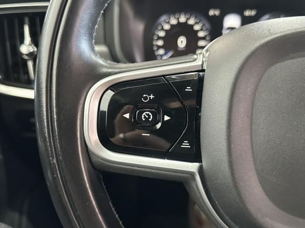 Volvo V90 Cross Country I с пробегом 2018 года, цена 2 865 000 рублей, 218806 км, универсал, Автокод Объявления