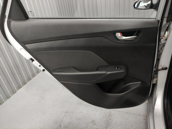 Hyundai Solaris II с пробегом 2017 года, цена 1 210 000 рублей, 104000 км, седан, Автокод Объявления