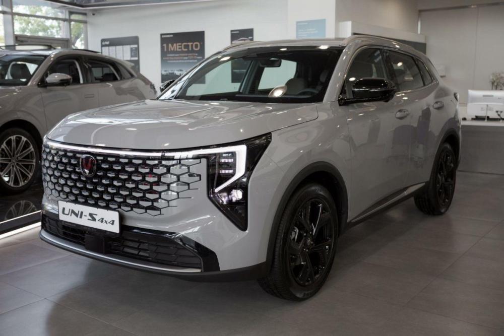Changan UNI-S (CS55 Plus) Москва  - изображение 1