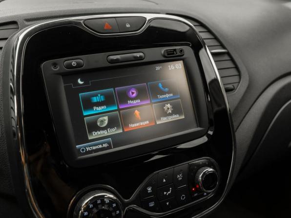 Renault Kaptur I с пробегом 2017 года, цена 1 290 000 рублей, 98994 км, внедорожник, Автокод Объявления