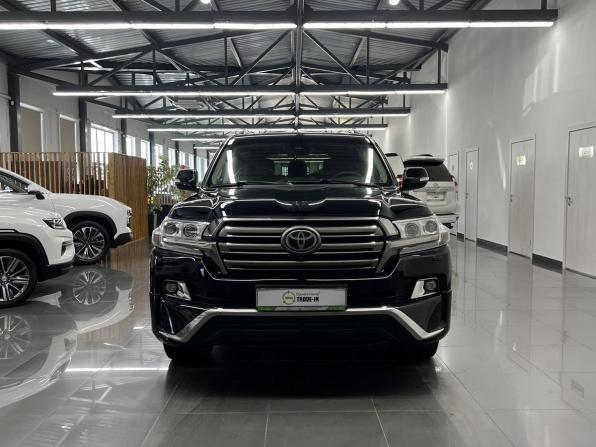 Toyota Land Cruiser 200 Series Рестайлинг 2 с пробегом 2016 года, цена 4 495 000 рублей, 366545 км, внедорожник, Автокод Объявления
