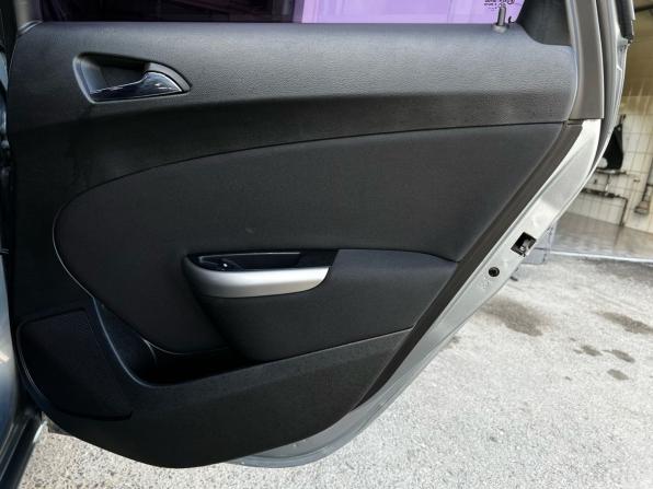 Opel Astra J с пробегом 2010 года, цена 740 500 рублей, 166089 км, хэтчбек, Автокод Объявления