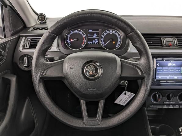 Skoda Rapid I Рестайлинг с пробегом 2019 года, цена 875 000 рублей, 161541 км, лифтбек, Автокод Объявления