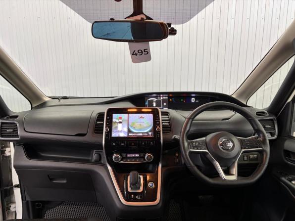 Nissan Serena V (C27) с пробегом 2018 года, цена 1 897 000 рублей, 209550 км, минивэн, Автокод Объявления