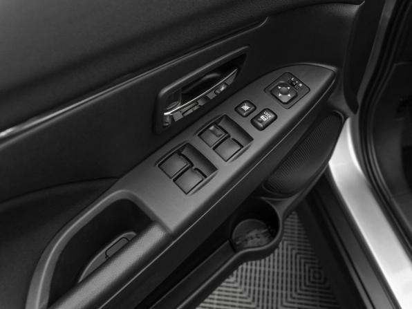 Mitsubishi ASX I Рестайлинг 2 с пробегом 2017 года, цена 1 730 000 рублей, 93195 км, внедорожник, Автокод Объявления