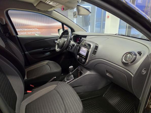 Renault Kaptur I с пробегом 2018 года, цена 1 349 000 рублей, 185064 км, внедорожник, Автокод Объявления