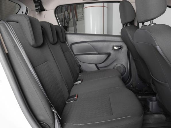 Renault Sandero II Рестайлинг с пробегом 2018 года, цена 859 100 рублей, 135551 км, хэтчбек, Автокод Объявления