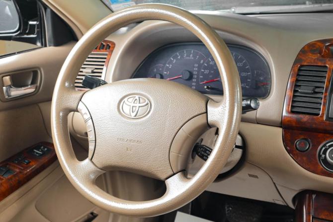 Toyota Camry V (XV30) Рестайлинг с пробегом 2005 года, цена 799 000 рублей, 94000 км, седан, Автокод Объявления