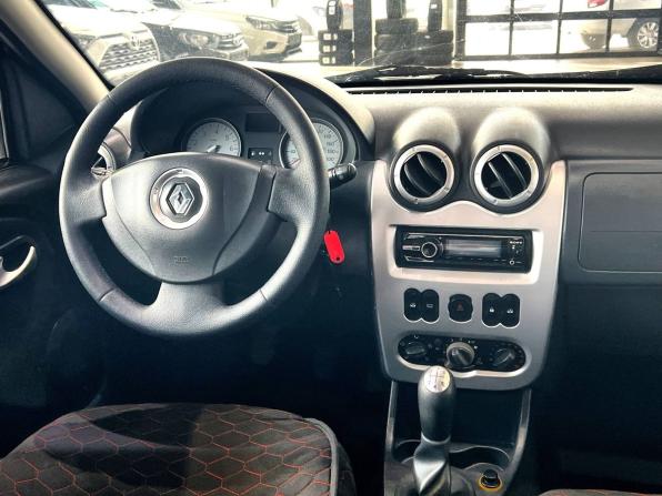 Renault Sandero I с пробегом 2011 года, цена 685 000 рублей, 164345 км, хэтчбек, Автокод Объявления