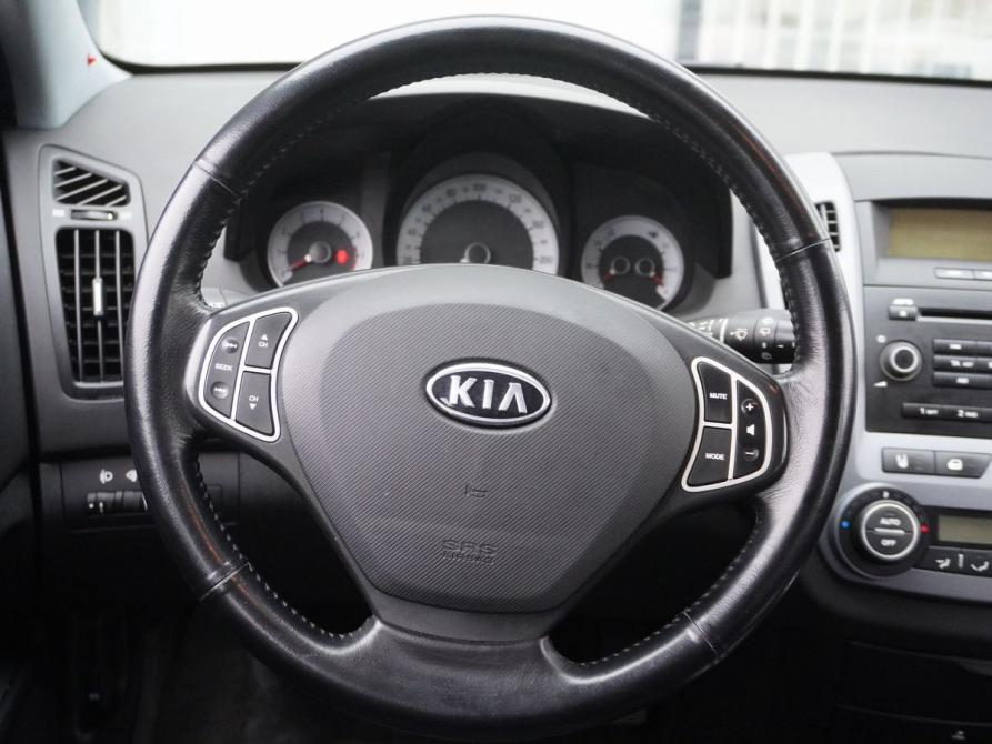 Kia Ceed I Москва  - изображение 14