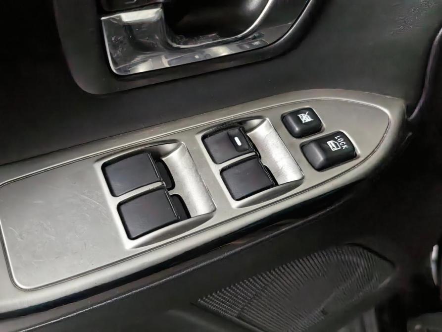 Mitsubishi Pajero IV Рестайлинг 1 Москва  - изображение 20