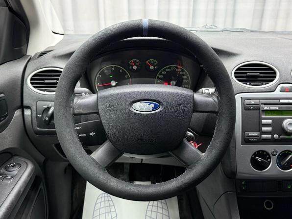 Ford Focus II с пробегом 2005 года, цена 449 000 рублей, 227411 км, хэтчбек, Автокод Объявления