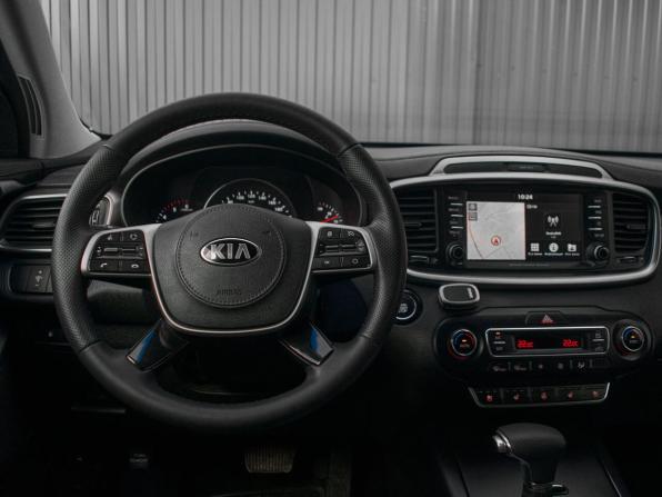 Kia Sorento III Prime Рестайлинг с пробегом 2018 года, цена 2 590 000 рублей, 160810 км, внедорожник, Автокод Объявления