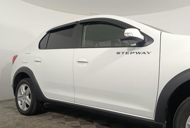 Renault Logan II Рестайлинг с пробегом 2021 года, цена 1 190 000 рублей, 95074 км, седан, Автокод Объявления