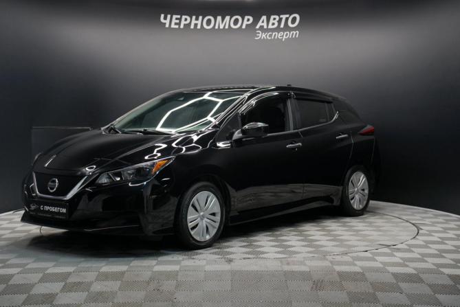 Nissan Leaf II (ZE1)