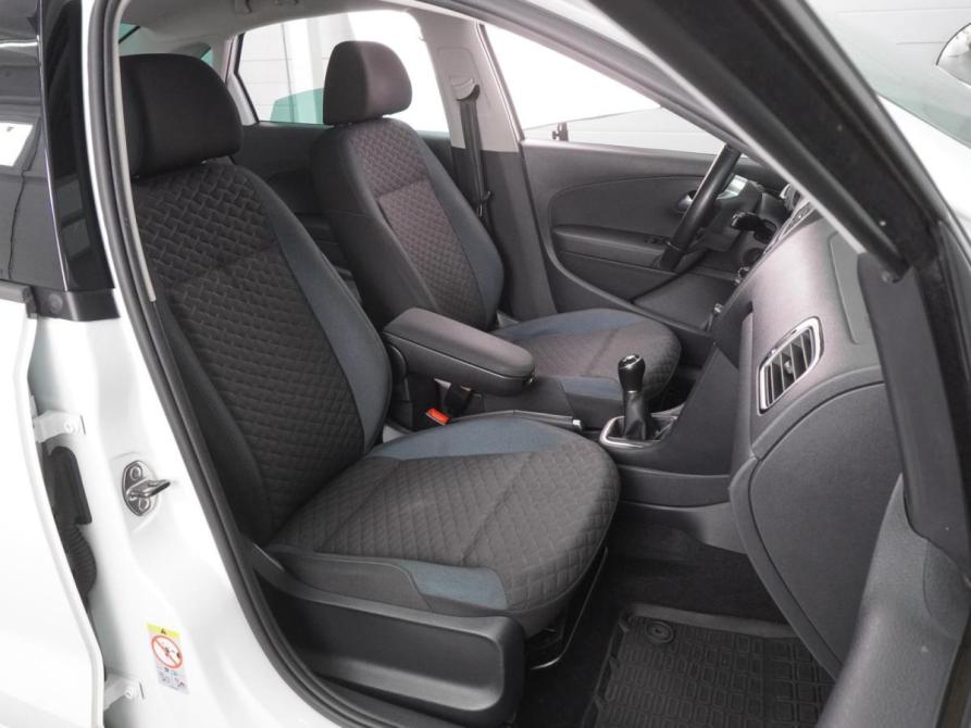 Volkswagen Polo V Рестайлинг Воронеж  - изображение 8
