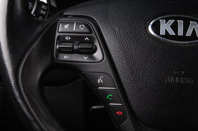 Kia Ceed II с пробегом 2015 года, цена 1 299 000 рублей, 127000 км, хэтчбек, Автокод Объявления