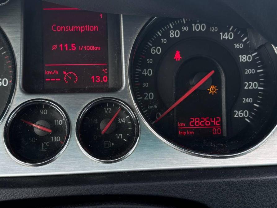 Volkswagen Passat B6 Санкт-Петербург  - изображение 14