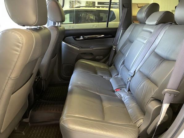 Toyota Land Cruiser Prado 120 Series Рестайлинг с пробегом 2008 года, цена 2 370 000 рублей, 244455 км, внедорожник, Автокод Объявления