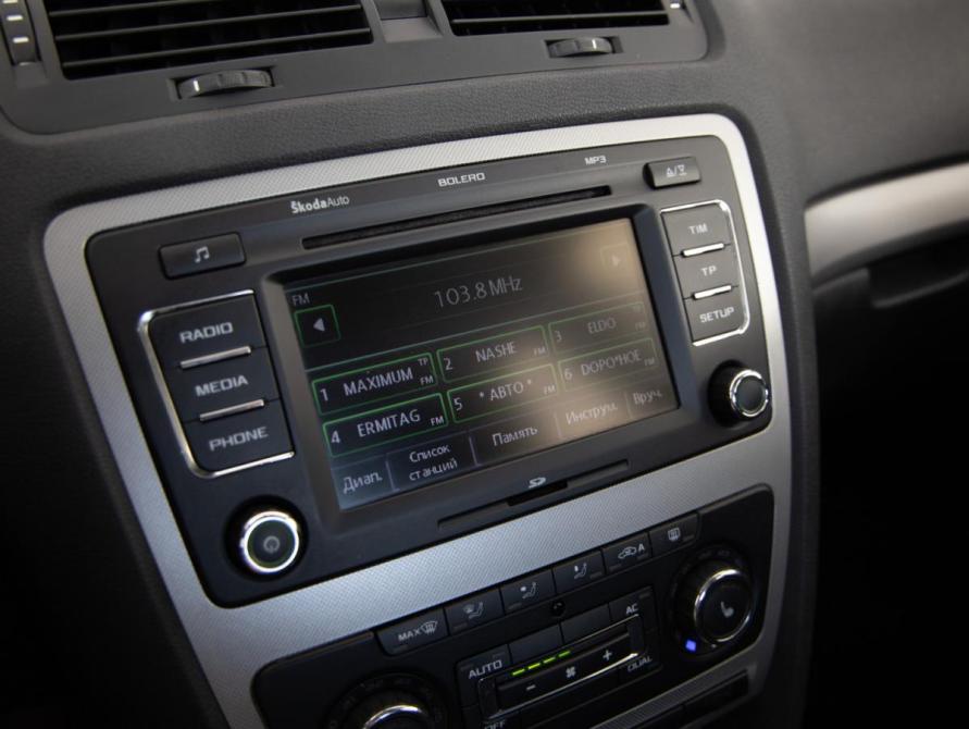 Skoda Octavia II (A5) Рестайлинг Санкт-Петербург  - изображение 17