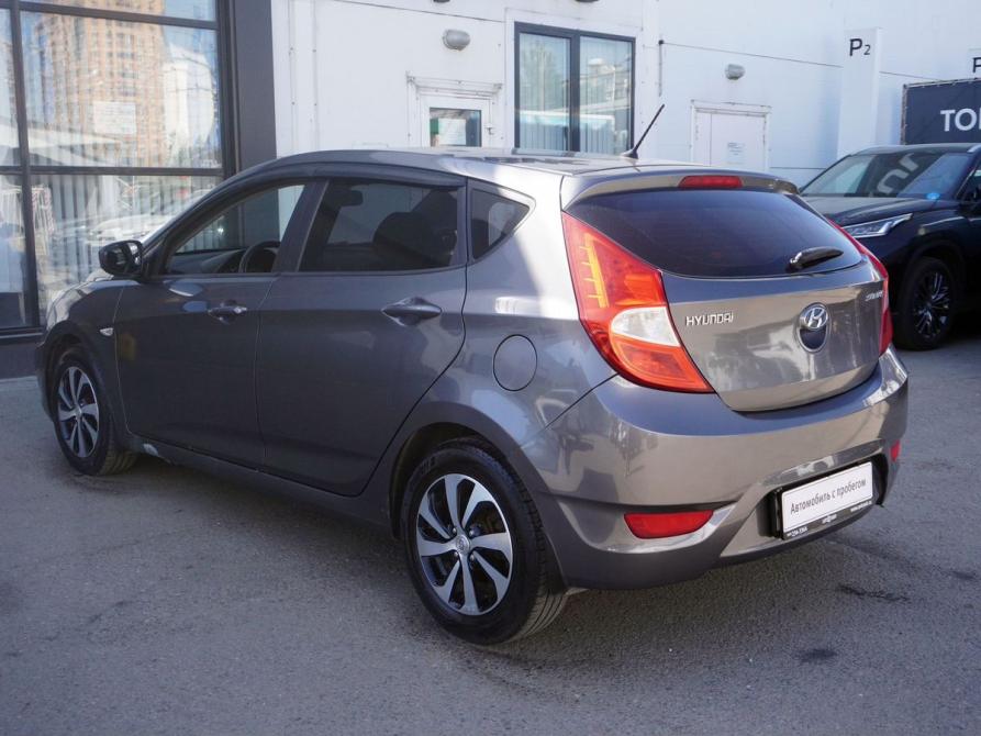 Hyundai Solaris I Москва  - изображение 7