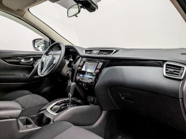 Nissan Qashqai II с пробегом 2017 года, цена 1 750 000 рублей, 66179 км, внедорожник, Автокод Объявления