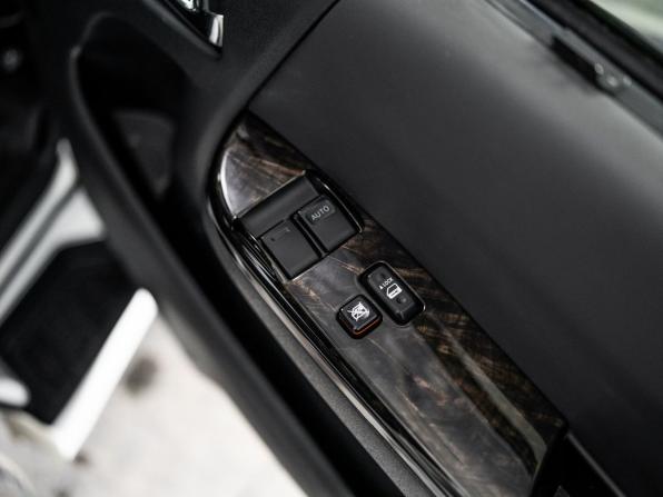 Toyota HiAce H200 Рестайлинг с пробегом 2020 года, цена 5 390 000 рублей, 45207 км, минивэн, Автокод Объявления