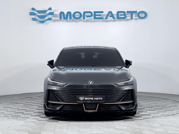 Changan UNI-V I с пробегом 2022 года, цена 2 490 000 рублей, 34372 км, лифтбек, Автокод Объявления