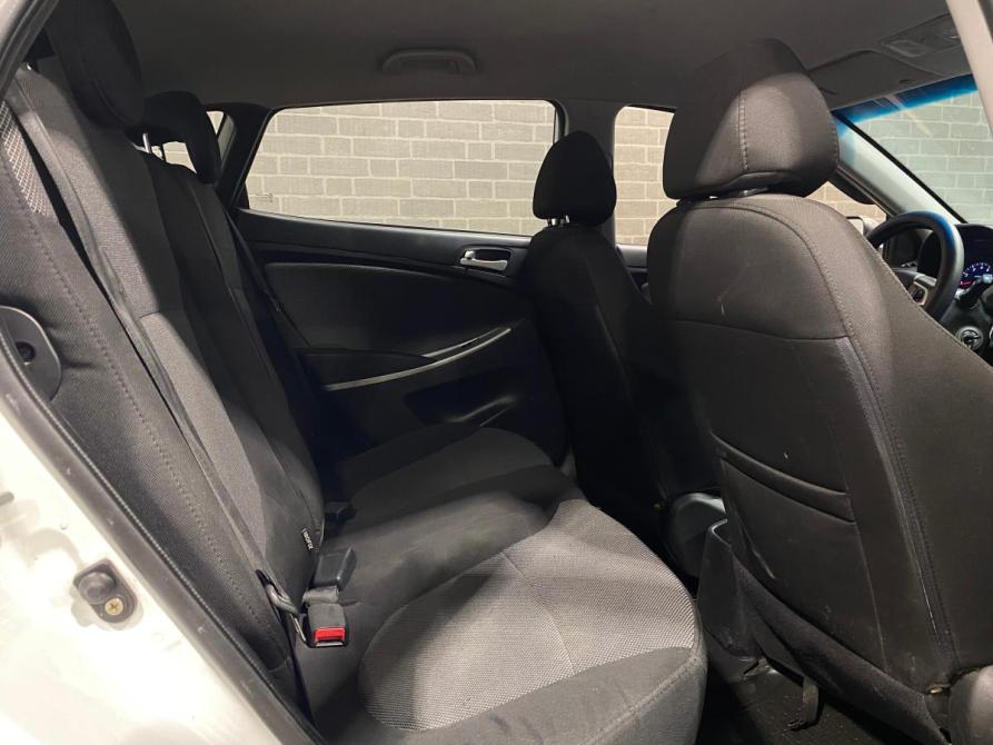 Hyundai Solaris I Челябинск  - изображение 9
