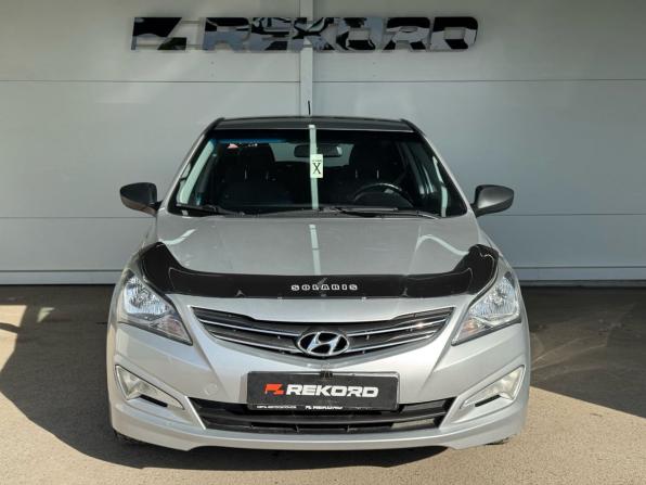 Hyundai Solaris I Рестайлинг с пробегом 2016 года, цена 999 000 рублей, 125000 км, хэтчбек, Автокод Объявления