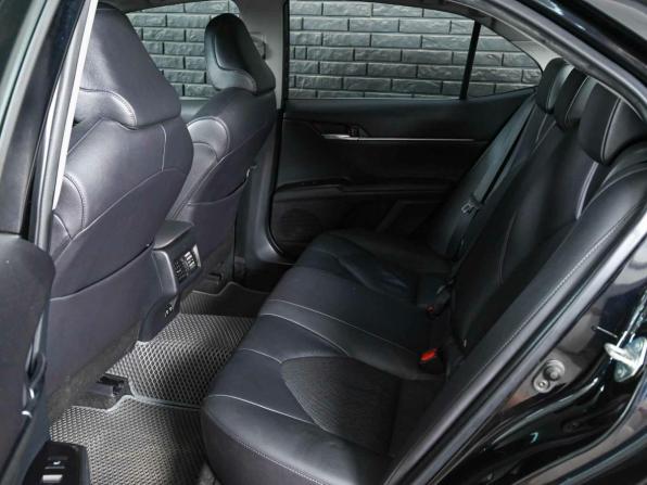 Toyota Camry VIII (XV70) Рестайлинг с пробегом 2021 года, цена 2 815 000 рублей, 69320 км, седан, Автокод Объявления