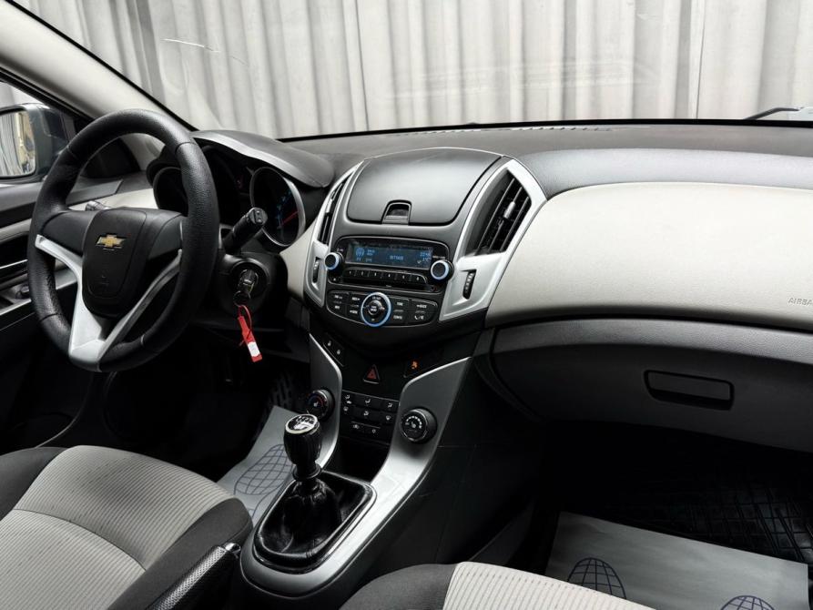 Chevrolet Cruze I Рестайлинг Ижевск  - изображение 10