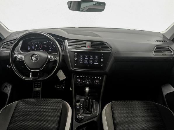 Volkswagen Tiguan II с пробегом 2019 года, цена 2 190 000 рублей, 134997 км, внедорожник, Автокод Объявления