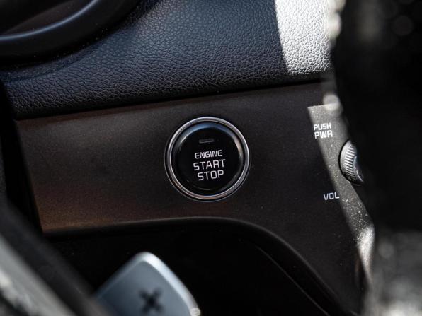 Kia Sportage IV Рестайлинг с пробегом 2020 года, цена 2 099 000 рублей, 103739 км, внедорожник, Автокод Объявления