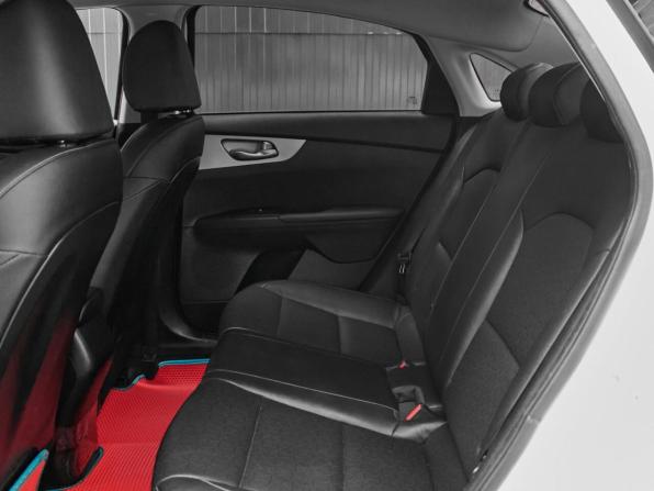 Kia K3 II Рестайлинг с пробегом 2021 года, цена 1 725 000 рублей, 113610 км, седан, Автокод Объявления