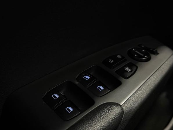 Hyundai Solaris II Рестайлинг с пробегом 2020 года, цена 1 699 000 рублей, 60000 км, седан, Автокод Объявления