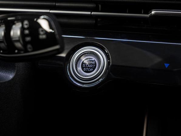 Omoda C5 I с пробегом 2022 года, цена 1 550 000 рублей, 62996 км, внедорожник, Автокод Объявления