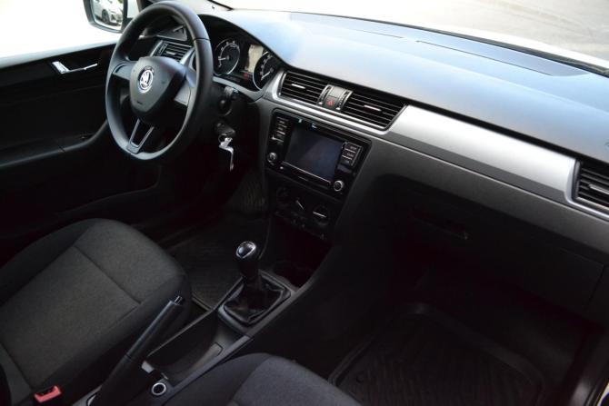 Skoda Rapid I Рестайлинг с пробегом 2017 года, цена 1 310 000 рублей, 54325 км, лифтбек, Автокод Объявления