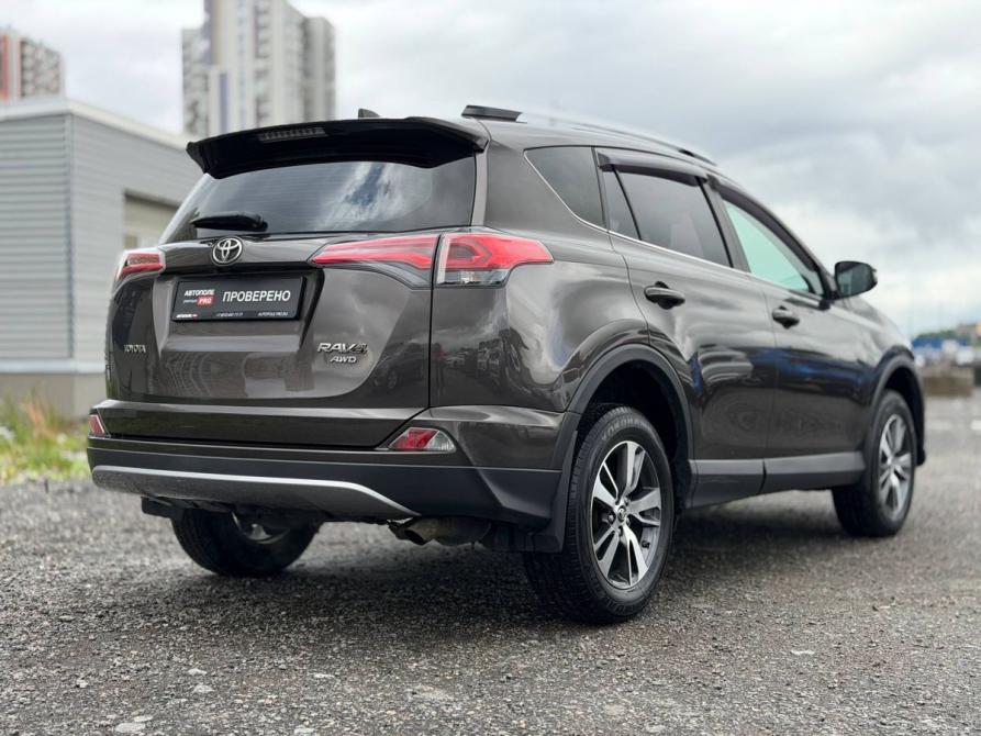 Toyota RAV4 IV (XA40) Рестайлинг Санкт-Петербург  - изображение 4