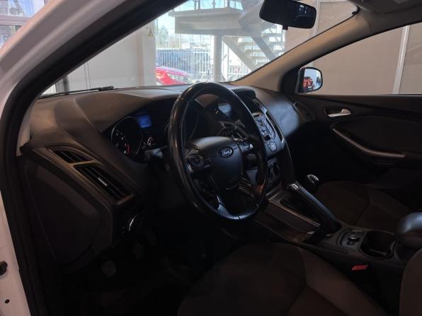 Ford Focus III с пробегом 2012 года, цена 640 000 рублей, 183121 км, универсал, Автокод Объявления