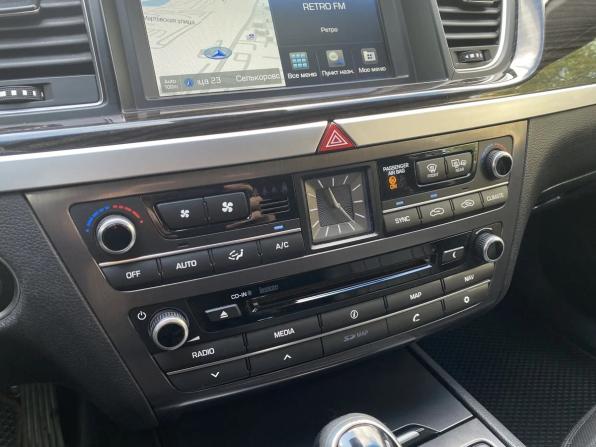 Hyundai Genesis II с пробегом 2014 года, цена 1 629 000 рублей, 233044 км, седан, Автокод Объявления