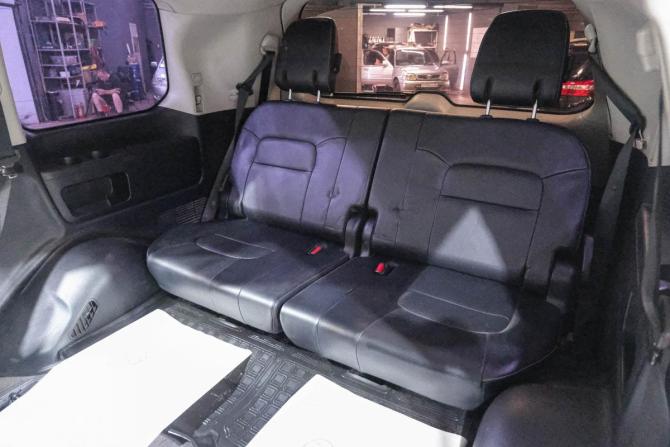 Toyota Land Cruiser 200 Series Рестайлинг 1 с пробегом 2012 года, цена 3 469 000 рублей, 273000 км, внедорожник, Автокод Объявления