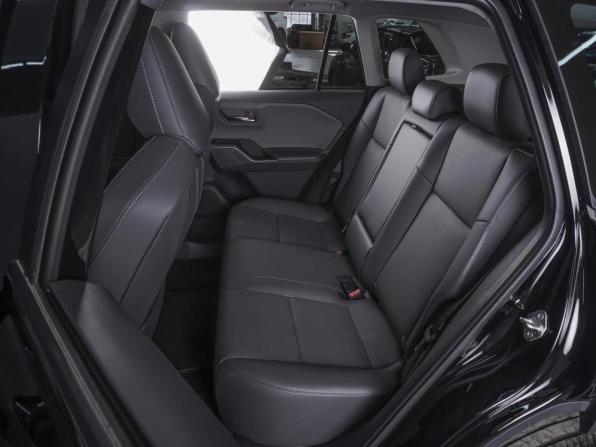 Toyota RAV4 VI (XA60) с пробегом 2026 года, цена 4 320 000 рублей, 46 км, внедорожник, Автокод Объявления