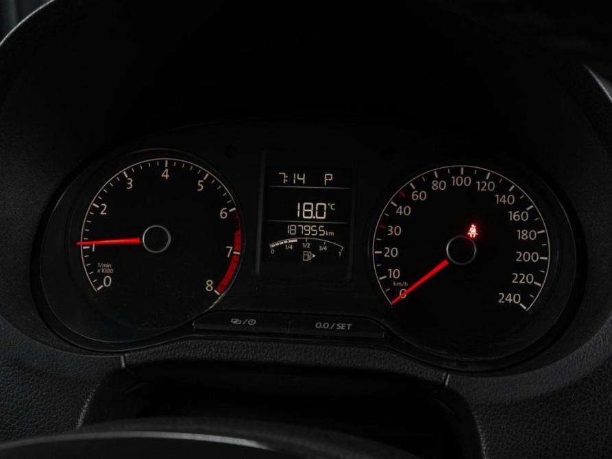 Volkswagen Polo V Рестайлинг Тюмень  - изображение 14