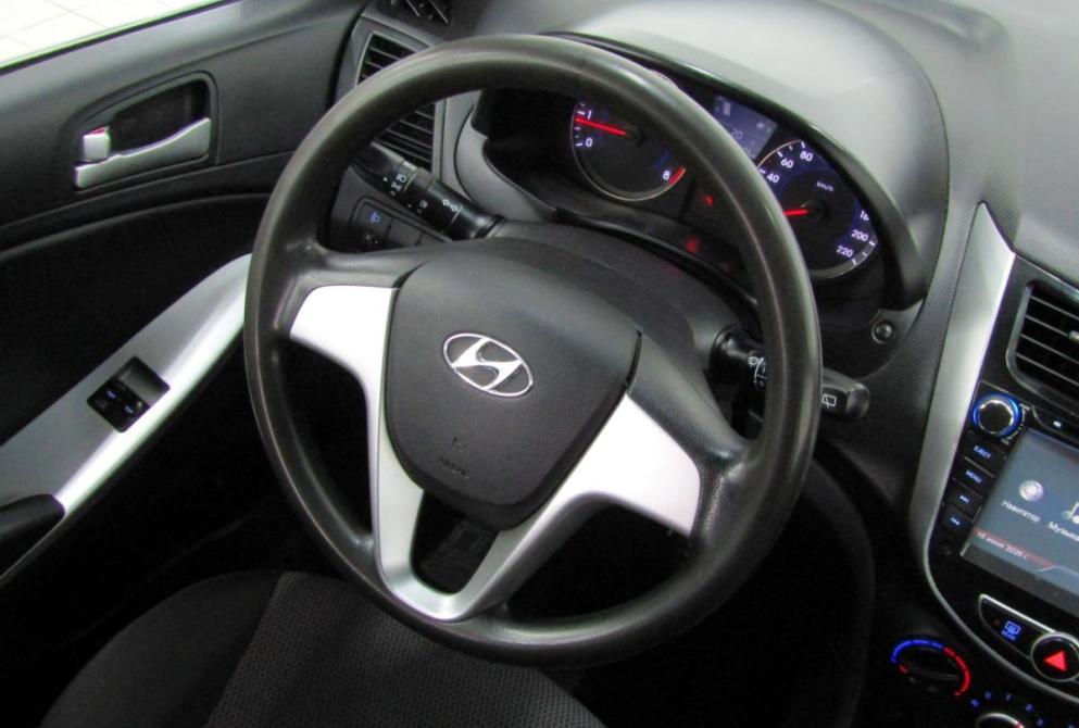 Hyundai Solaris I Екатеринбург  - изображение 18
