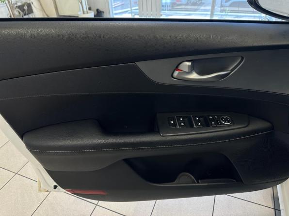 Kia K3 II с пробегом 2020 года, цена 1 640 000 рублей, 120000 км, седан, Автокод Объявления