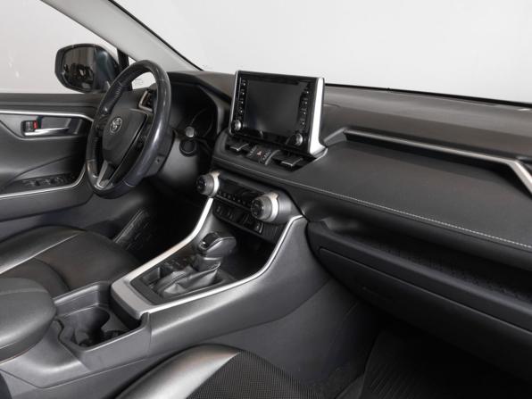 Toyota RAV4 V (XA50) с пробегом 2021 года, цена 3 678 000 рублей, 126496 км, внедорожник, Автокод Объявления