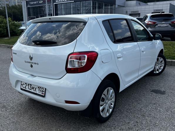 Renault Sandero II с пробегом 2015 года, цена 720 000 рублей, 150272 км, хэтчбек, Автокод Объявления